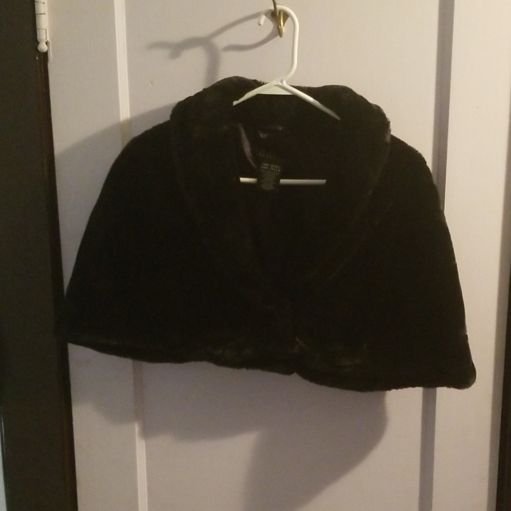 Apostrophe shawl